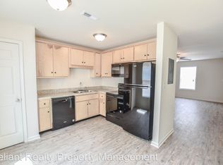 536 Patriot Park Ct UNIT B, Clarksville, TN 37042