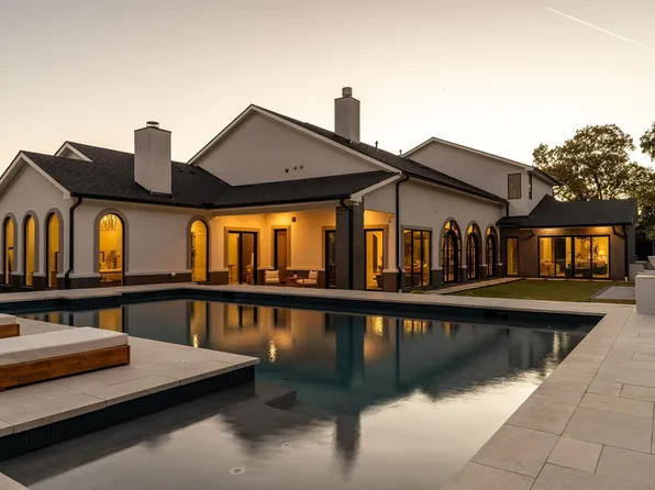 5615 Lobello Dr, Dallas, TX 75229