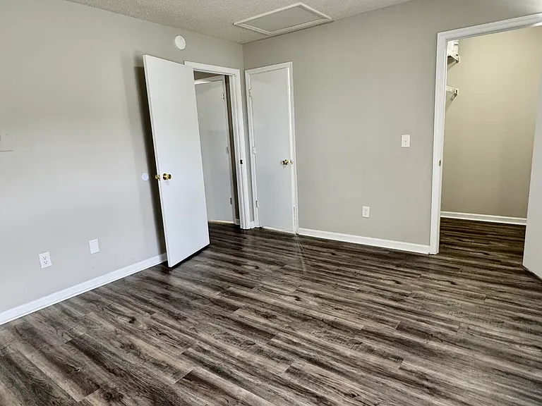1247 Westpointe Dr #7 — Photo 10