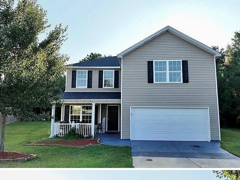 2606 Honeysuckle Dr — Photo 1