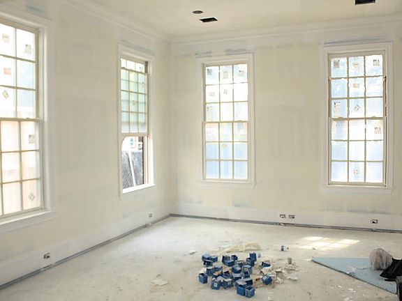 2nd image of 2022 North Blvd