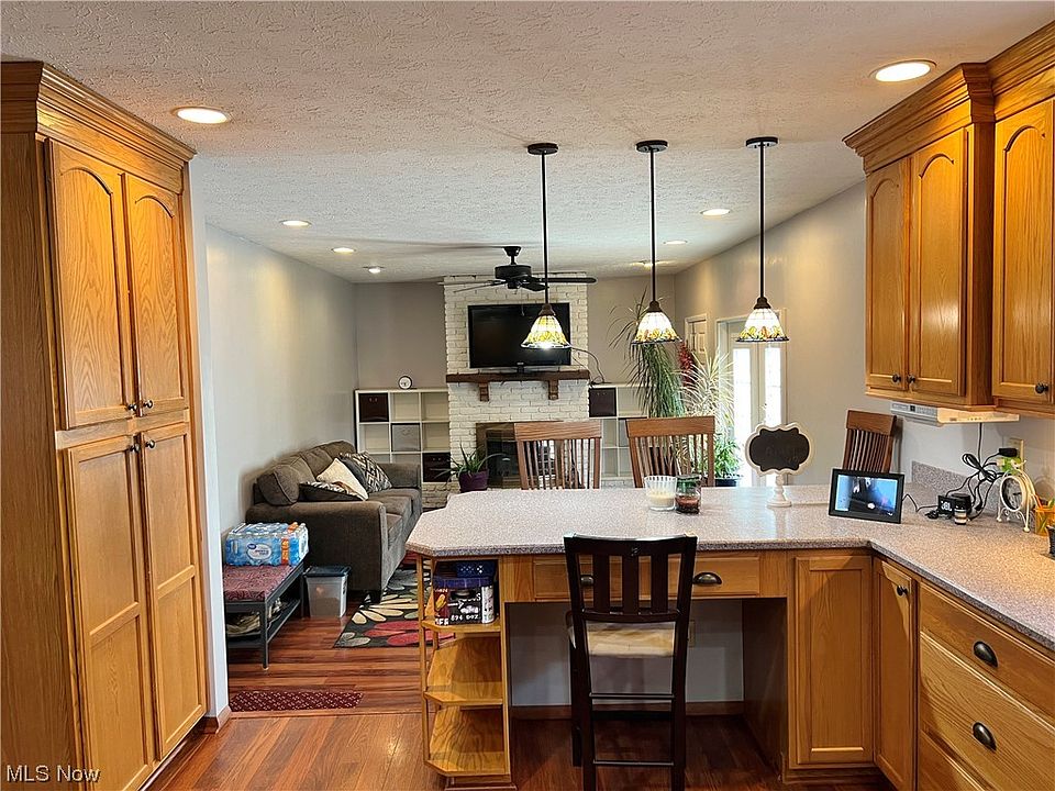 7825 Chillicothe Rd, Mentor, OH 44060 Zillow