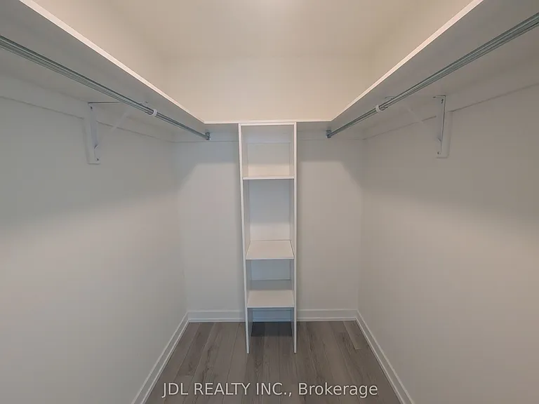 89 Church St #3809 — Photo 4