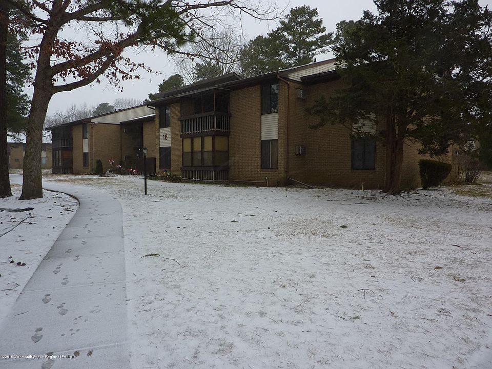 1st image of 18 Pine Cluster Cir Unit F