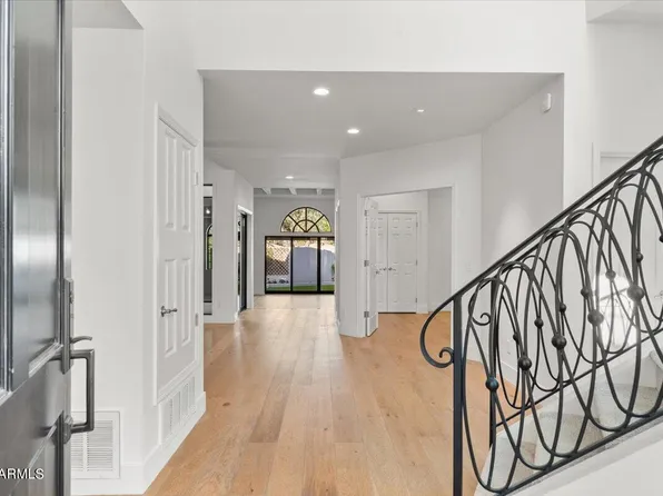 4546 N 52ND Place, Phoenix, AZ 85018