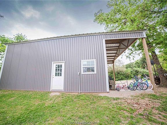 4th image of 6 Tonkawa Dr