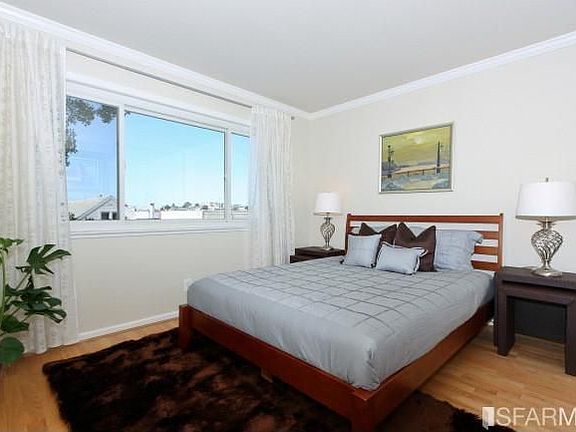 4th image of 280 28th St APT 3