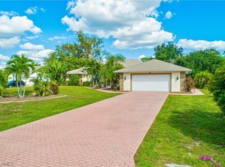 15520 Paper Tree Ct, North Fort Myers, FL 33917