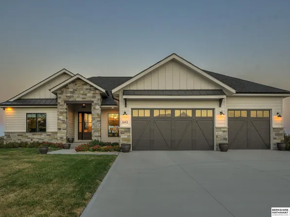 643 S 243rd St, Waterloo, NE 68069