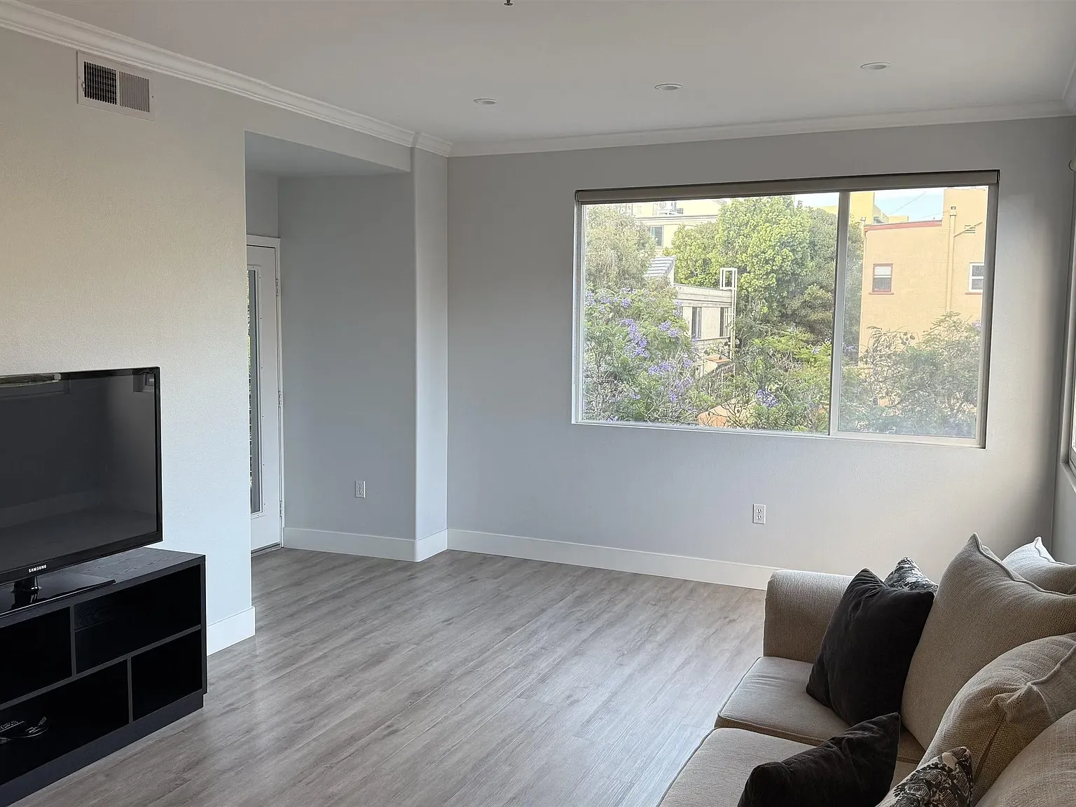 Mills At Cortez Hill — Photo 4