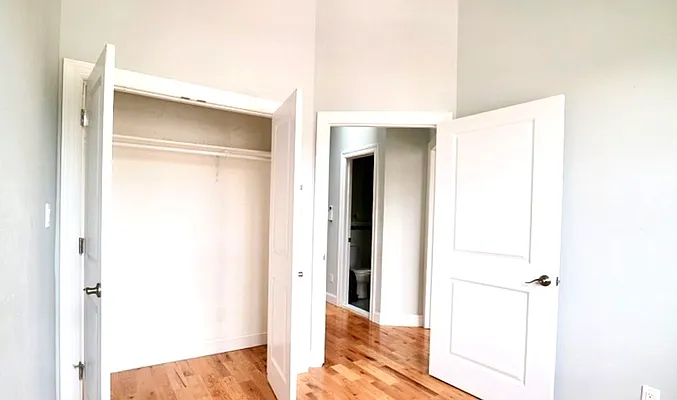 Rented by Bold New York | media 3