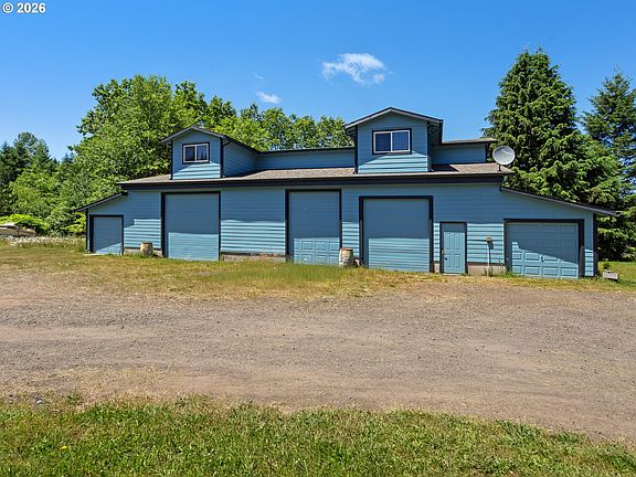 3rd image of 212 Harder Rd