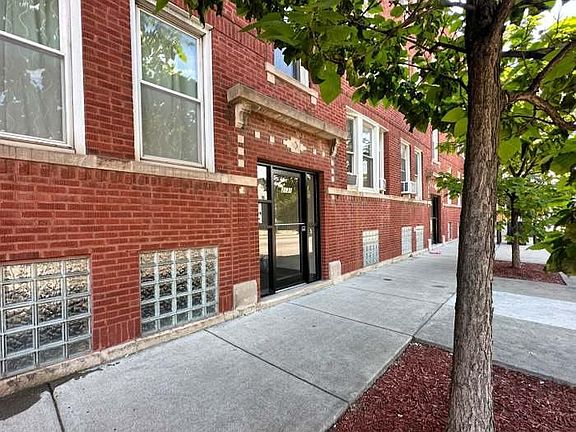 2nd image of 3129 N Western Ave #2