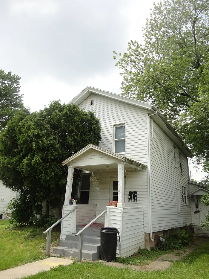510 E Locust St photo 1