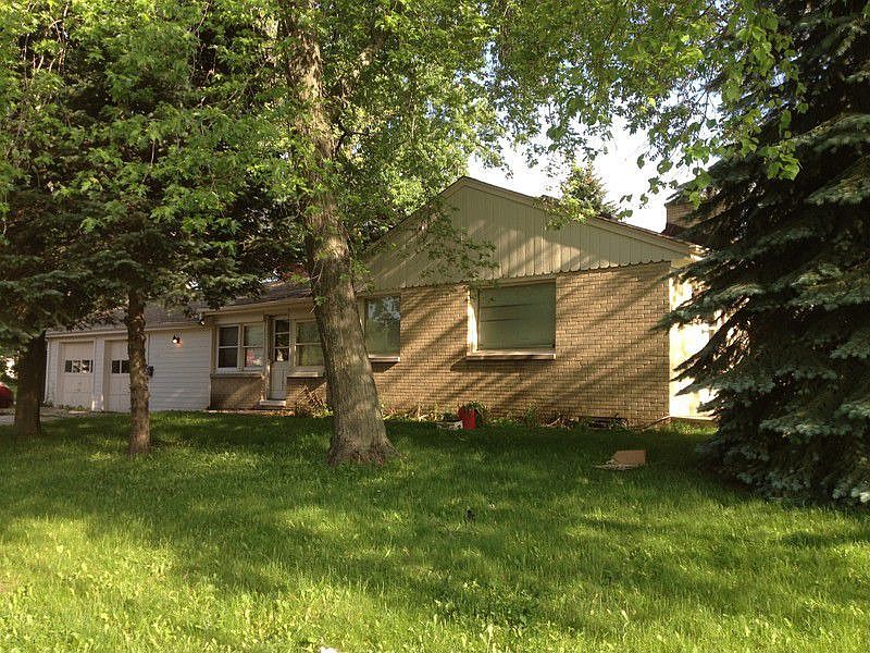 1st image of 5386 N Iroquois Ave