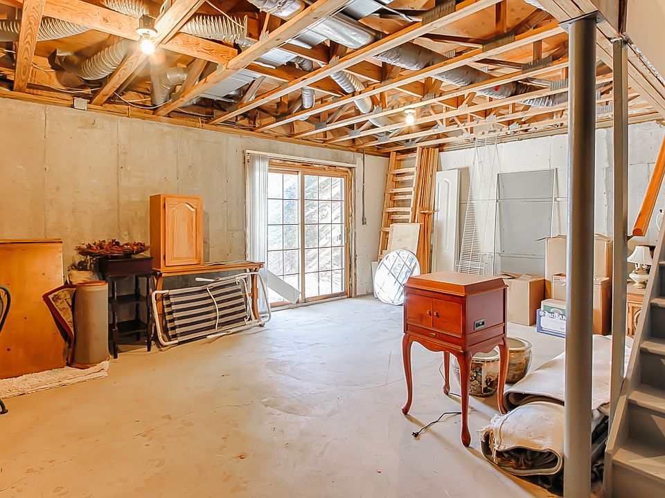 walk out basement