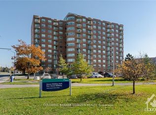 1440 Heron Rd #512, Ottawa, ON K1V0X2