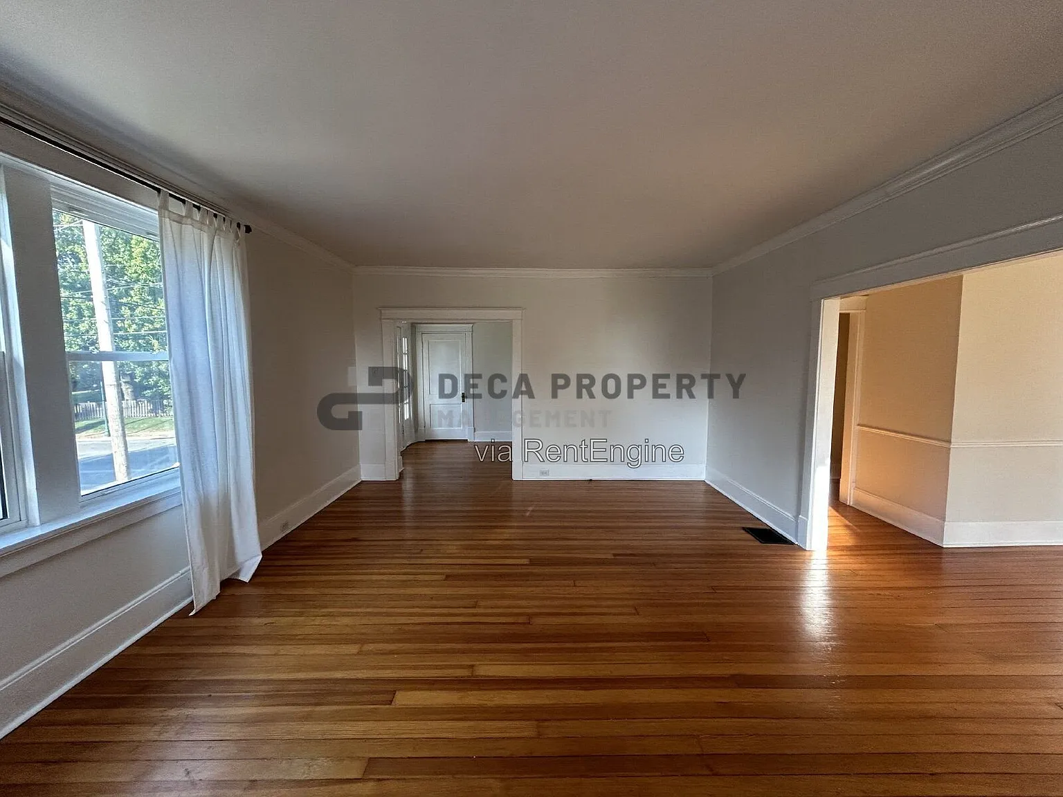 3 bed, 2.0 bath, 1865 sqft, $2,495 — Photo 4