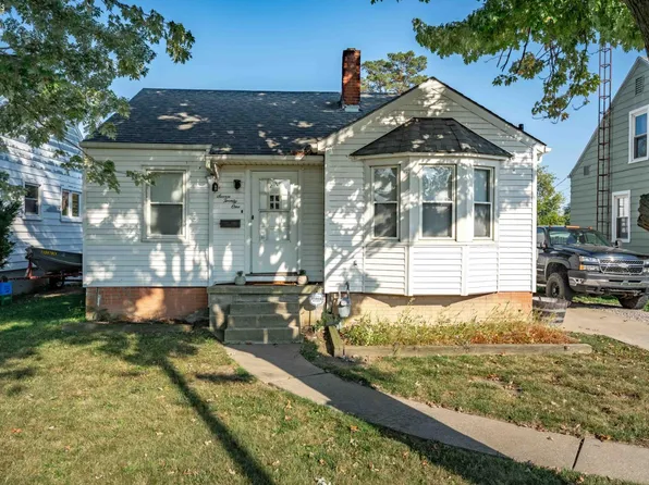 721 Monroe St, Pt Clinton, OH 43452