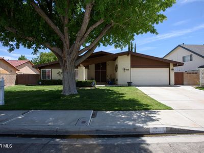 44154 Soft Ave, Lancaster, CA, 93536