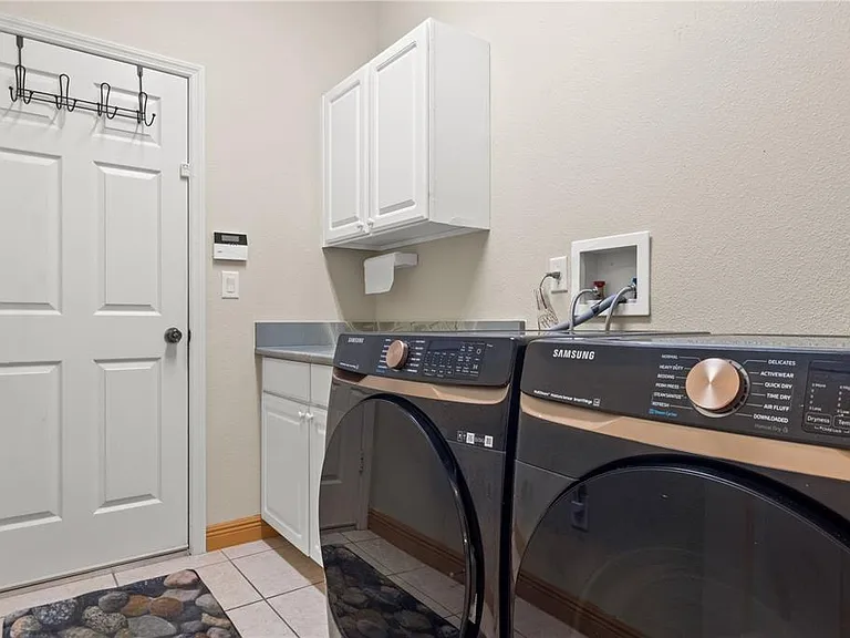 10206 Shooting Star Ct — Photo 37