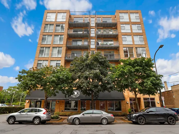 1572 Maple Ave APT 403, Evanston, IL 60201