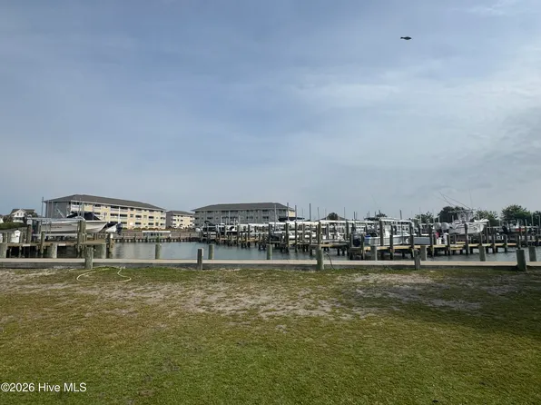 650 Cedar Point Boulevard #H4, Cedar Point, NC 28584