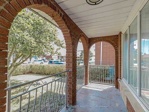 5th image of 4104 Brandon Gate Dr