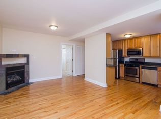 Cortland, Chicago, IL 60647