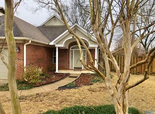 522 Sussex Dr SW, Huntsville, AL 35824