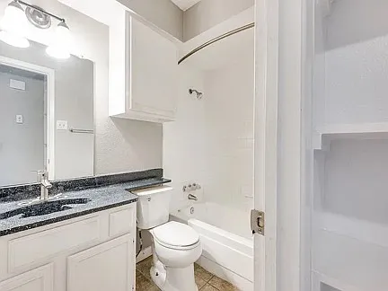 4045 Evergreen St — Photo 11