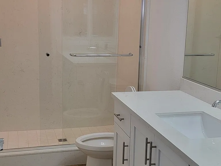 Downstairs Full Bath