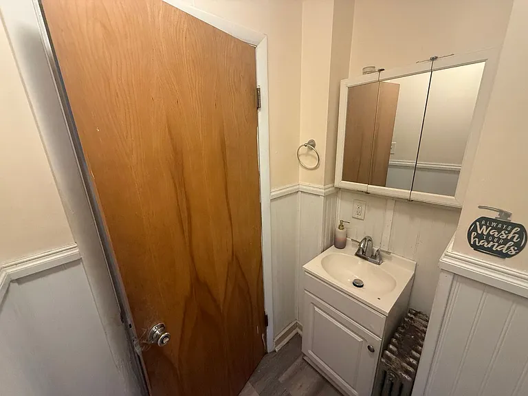 113 W Main St — Photo 11