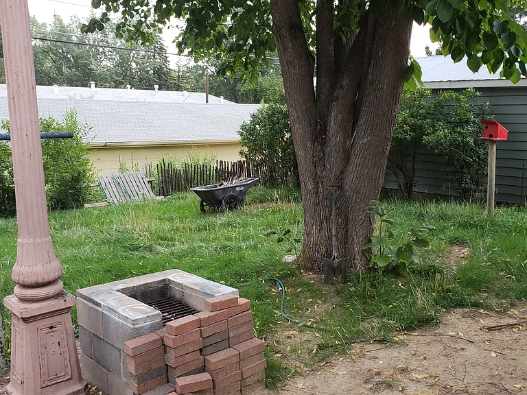1218 E Uintah St — Photo 12