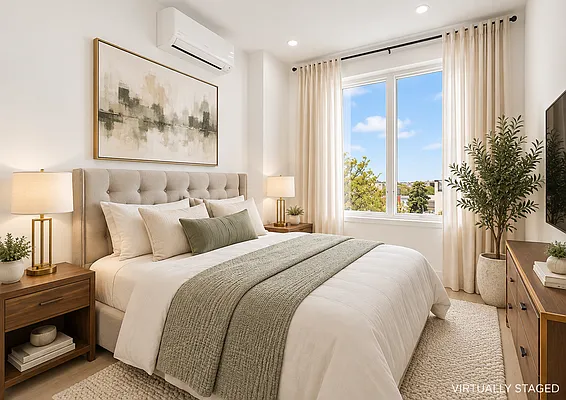 Bedroom, photo 1