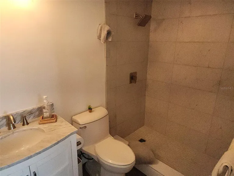 255 Dolphin Point #809 — Photo 15
