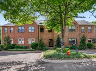 229 Westchase Dr, Nashville, TN 37205