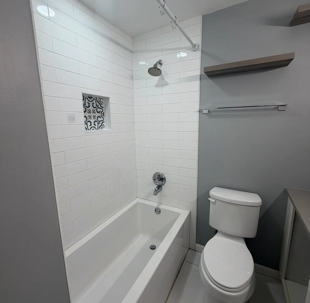 1 bed, 641 sqft, $1,600 — Photo 3