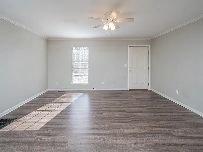 54 Worthington Dr #2 — Photo 10