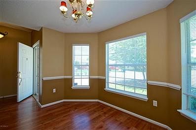 5th image of 10088 Govern Ln