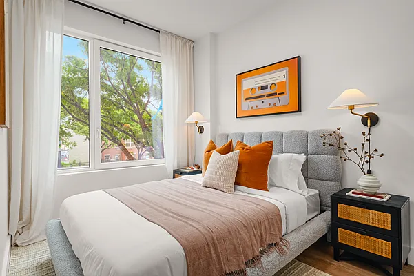 Bedroom, photo 2