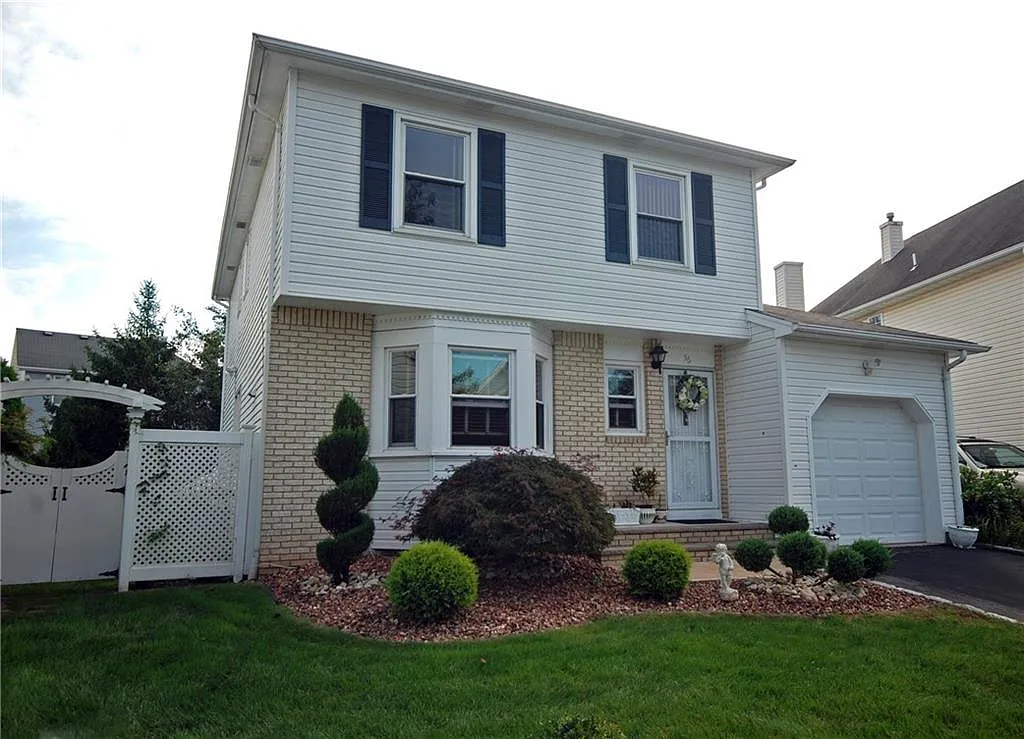 56 Tanbark Dr photo 1