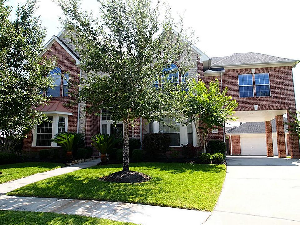 1st image of 14826 Winston Falls Ln