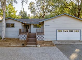 14000 Torrey Pines Dr, Auburn, CA 95602