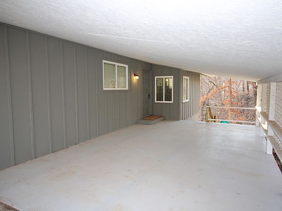 Carport/Entry
