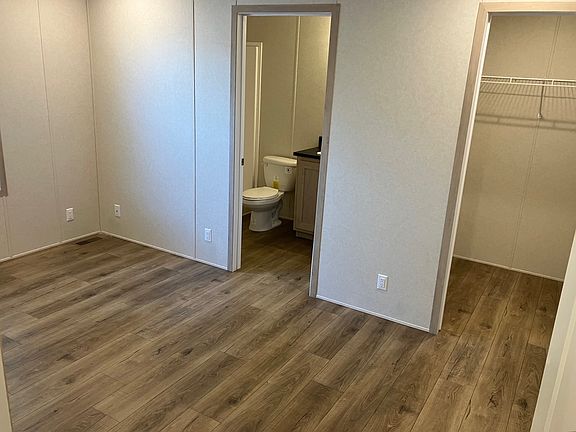 4th image of 1088 S Park Dr #1088