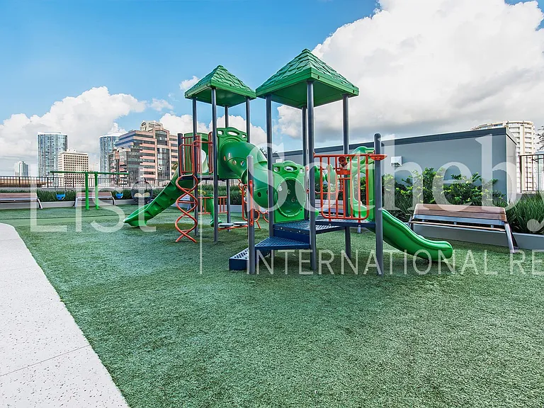 1555 Kapiolani Blvd #910 — Photo 21