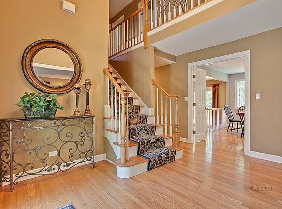 4th image of 327 S Harrison Ct