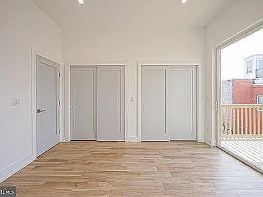 3 bed, 1800 sqft, $3,000 — Photo 4