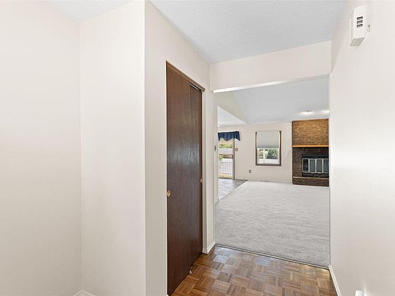 3rd image of 3112 Blaiser Ln